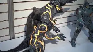 ARTICULATE NECA 18 INCH MASSIVE KAIJU KNIFEHEAD