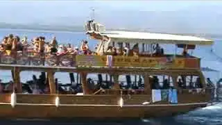 Turkish dances by boat. 12 ADALAR