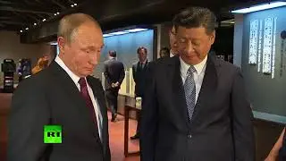 Владимир Путин и Си Цзиньпин обменялись подарками
