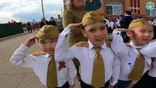 Парад Победы и открытие Аллеи героев - выпускников в МАОУ 