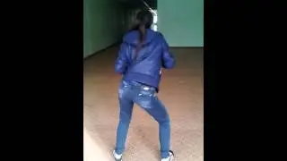 Армянка Танцует Попкой