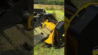 McConnel Flail + Fendt 724 Vario = A Match Made in Heaven! Powerful Bashing of Field Rushes