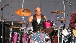John Fogerty ja Mike Monroe@Pori Jazz Festival 2010.mp4