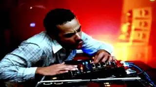 I Am Somebody - Dj Mehdi Ft. Chromeo (Montréal Version)
