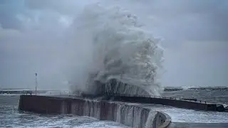 Storm Corrie op Scheveningen (Den Haag) 2022