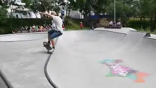 Скейтбордисты