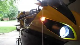 2009 Yamaha R1 Exhaust and walk around