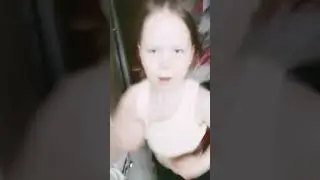 ахахахаха опять телефон улетел🤣🤣🤣