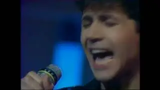 jean luc layaye...do l'enfant d'eau...live 1989 hd