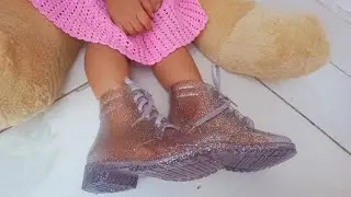 Bota infantil com glitter