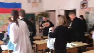 ШКОЛЬНЫЙ ВЛОГ | жизнь девятиклассника | 1 урок