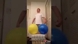 Идиот прыгает и сел на шар надувной