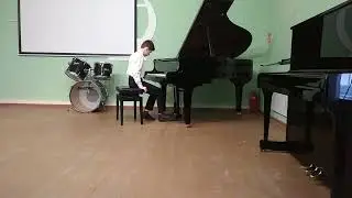Коновалов Евгений 10 л. Д. Львов-Компанеец" Мамин вальс",В. Гиллок "  фламенко".