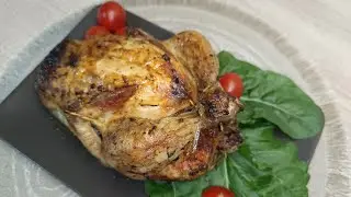 Фаршированная курица гречкой с потрошками и соусом цахтон.