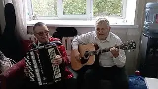 Никто тебя не любит так как я.