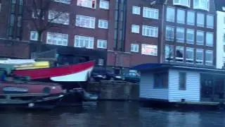 Plimbare cu barca pe canalele Amsterdamului