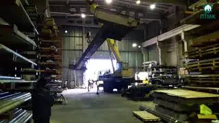 Демонтаж двухбалочного мостового крана в условиях действующего склада компании ОМОС