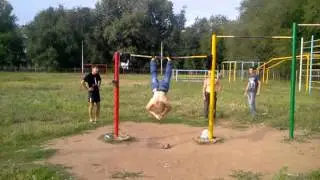 Илюха делает солнце на ногах!!! г Отрадный