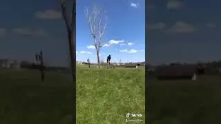 Dad catches daughter video taping
