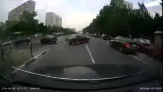 Аварии на дорогах  Новая подборка аварий на дорогах 2014