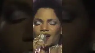 Melba Moore's #WorldRecord Lung Power!