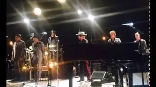 Bob Dylan  6/13/17 Port Chester, NY - blowin' in the wind / ballad of a thin man