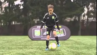 Mastery Monday - Learn Soccer / Football Skills #3 Shuffle Stop