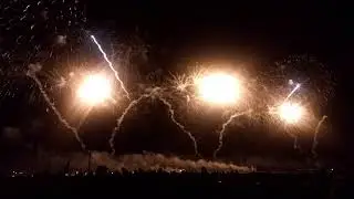 Airventure 2018 Sat night fireworks & wall of fire