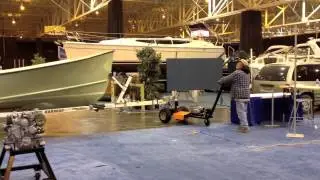 AIRTUG TT-HD-GA - quickly and easily moving trailers at Boat Show
