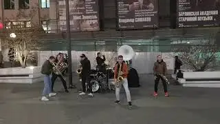 Cool show in the street #echoofthestreets Крутое шоу от #эхоулиц