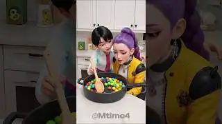 Taking care of mom❤️👧🏻🤣😱