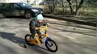 Мишаня велосипедист