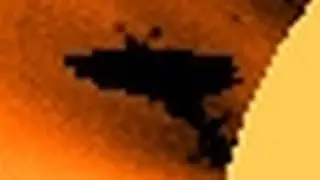 -= !!! HUGE UFO @ THE SUN 2015-04-09 !!! =-
