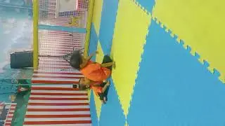yeyyyyy mandi bola untuk anak di KDS genteng Banyuwangi (4)