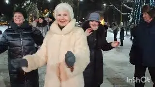 ТАНЦЫ в парке городском 💃 Праздничное настроение продолжается 