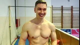 Новый челлендж: сколько лет, столько и подтягиваний.