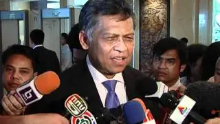 W00EE00F00 interview สุริน.mpg