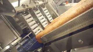 TEXTOR – TS700 slicer line with autoloading for 3x square poultry ham