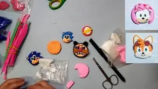 Соник Бум из пластилина. Лепим значки.