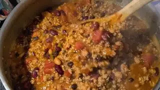 Delicious Hearty Chili Recipe(quick & easy)