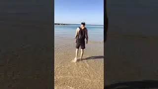 Чистая вода на пляжа в Нетании, Израиль