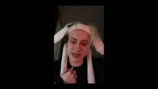 Коля плачет,из за Вани,Ваня послал его нахIй😔
