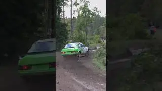 Old Mercedes going wild 🤟