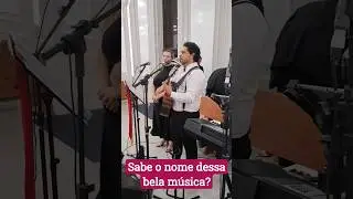 Sabe me dizer qual é a música? #noiva #casamentos #festa #aniversario #noivos #poprock #weddingday