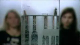 Эмоции влияют на воду