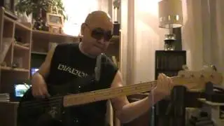 Still got the blues  Garry More basscover Bob Roha