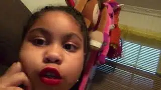 Lipstick on fleck