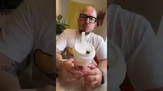 Новая китайская чайная «Мет Ти» с офигенным клубничным шейком с сырной пенкой