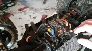 Losi Dbxl e2.0 brakes setting6beeps prog for breaks but prog have  too much wtf:)