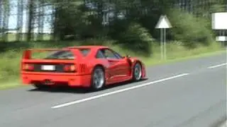 Ferrari F40 accelerating!